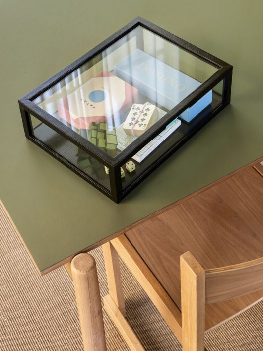 VIEW Dispaly Box Schwarz – Glas & FSC®-Holz 40x30, Höhe 12cm