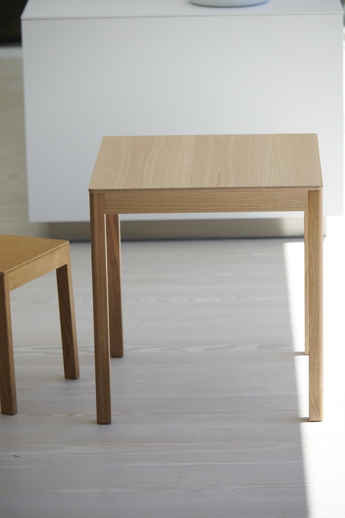 Schäl Design Esstisch aus Multiplex & Eiche 160 x 90 cm, 74 cm hoch
