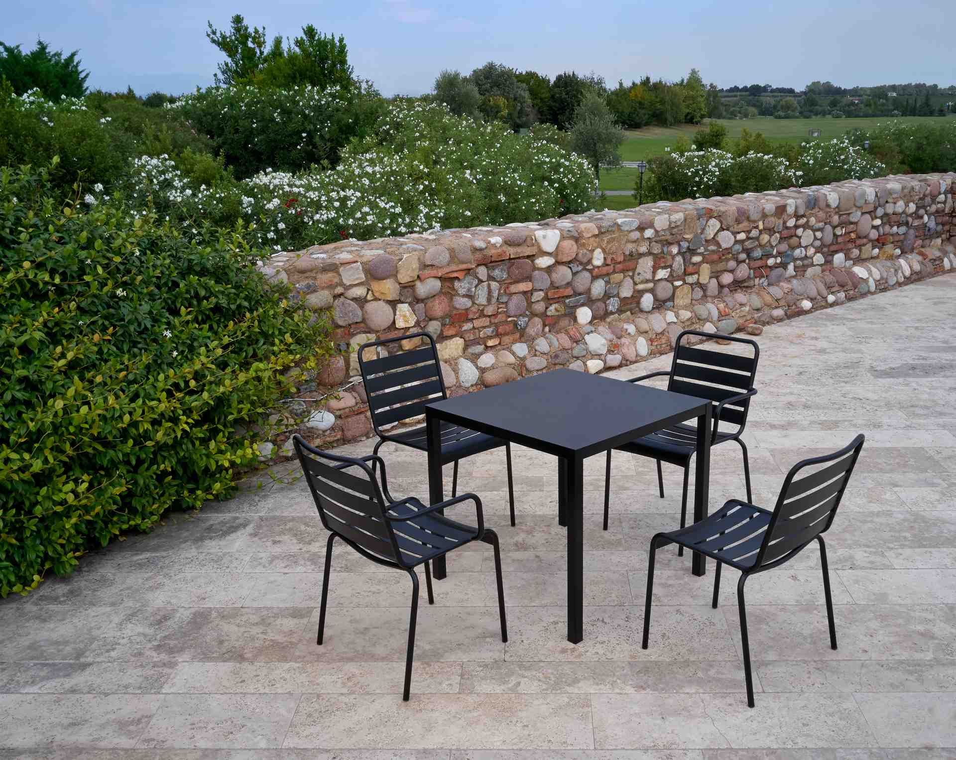 Outdoor Stapelsessel Fiam MYA corten Outdoor Stapelsessel Fiam MYA corten