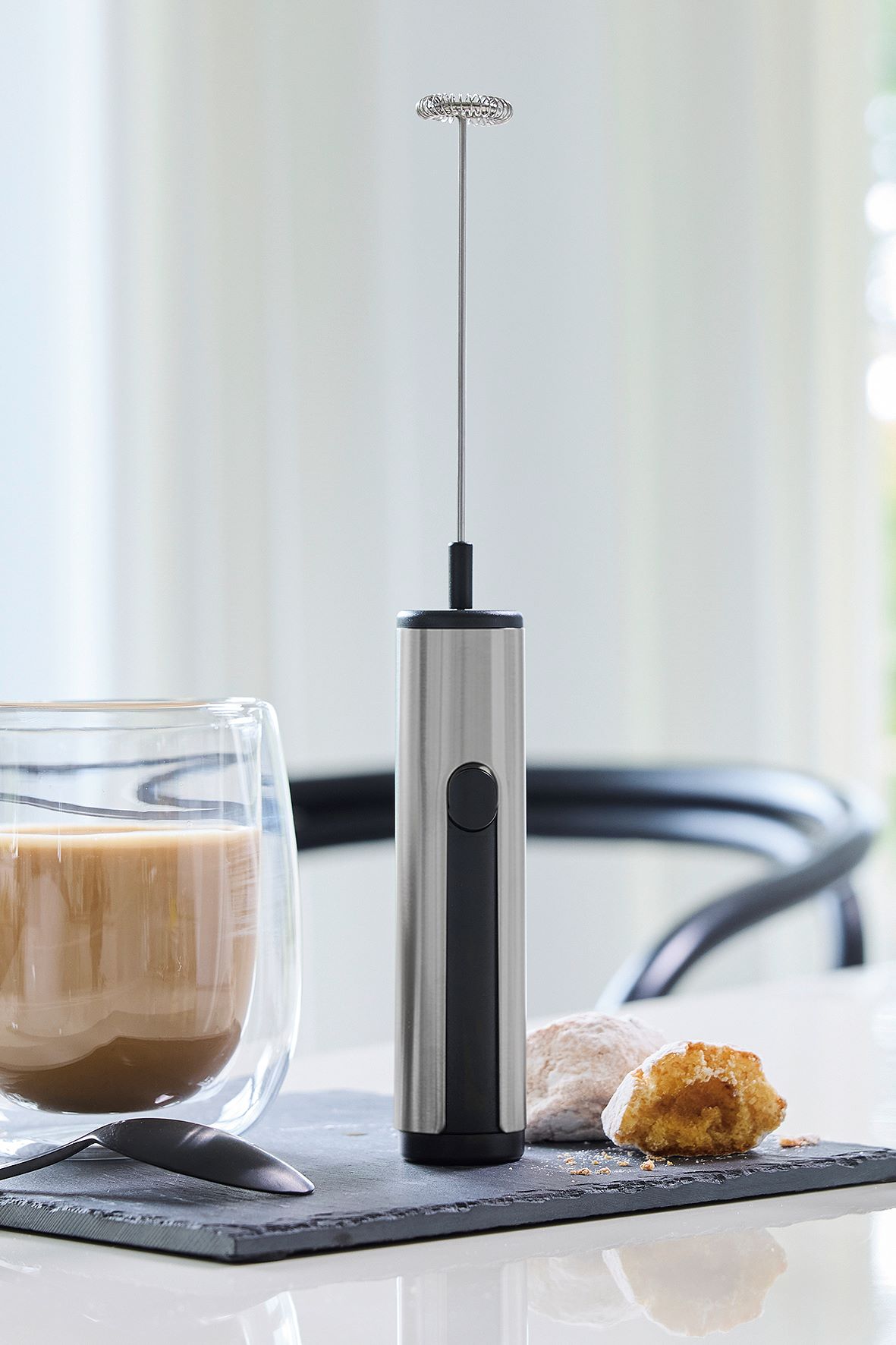 Tazzo elektrischer Milchaufschäumer - zweistufige Motorschaltung Tazzo elektrischer Milchaufschäumer - zweistufige Motorschaltung