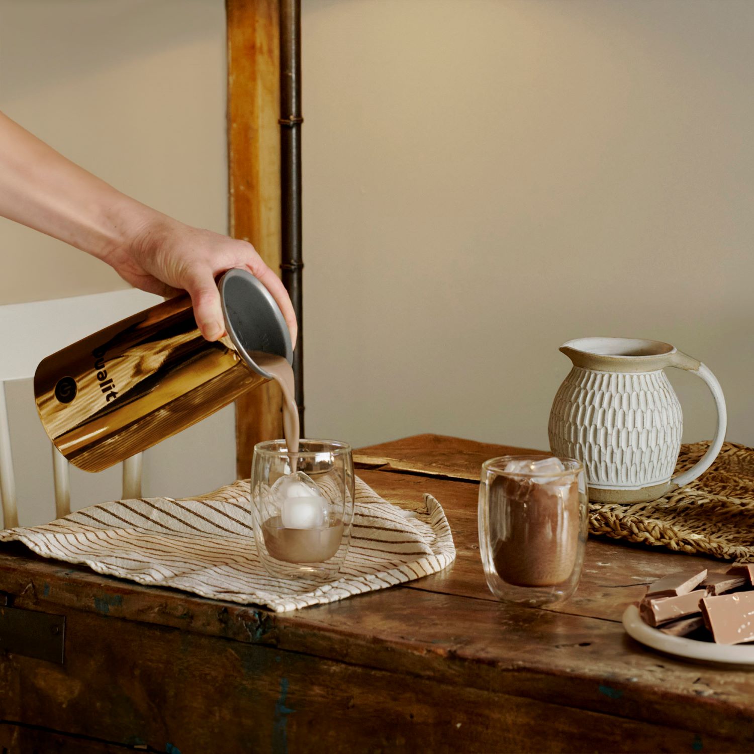 Elektrischer Milch- und Schoko Aufschäumer – cremiger Schaum im Handumdrehen