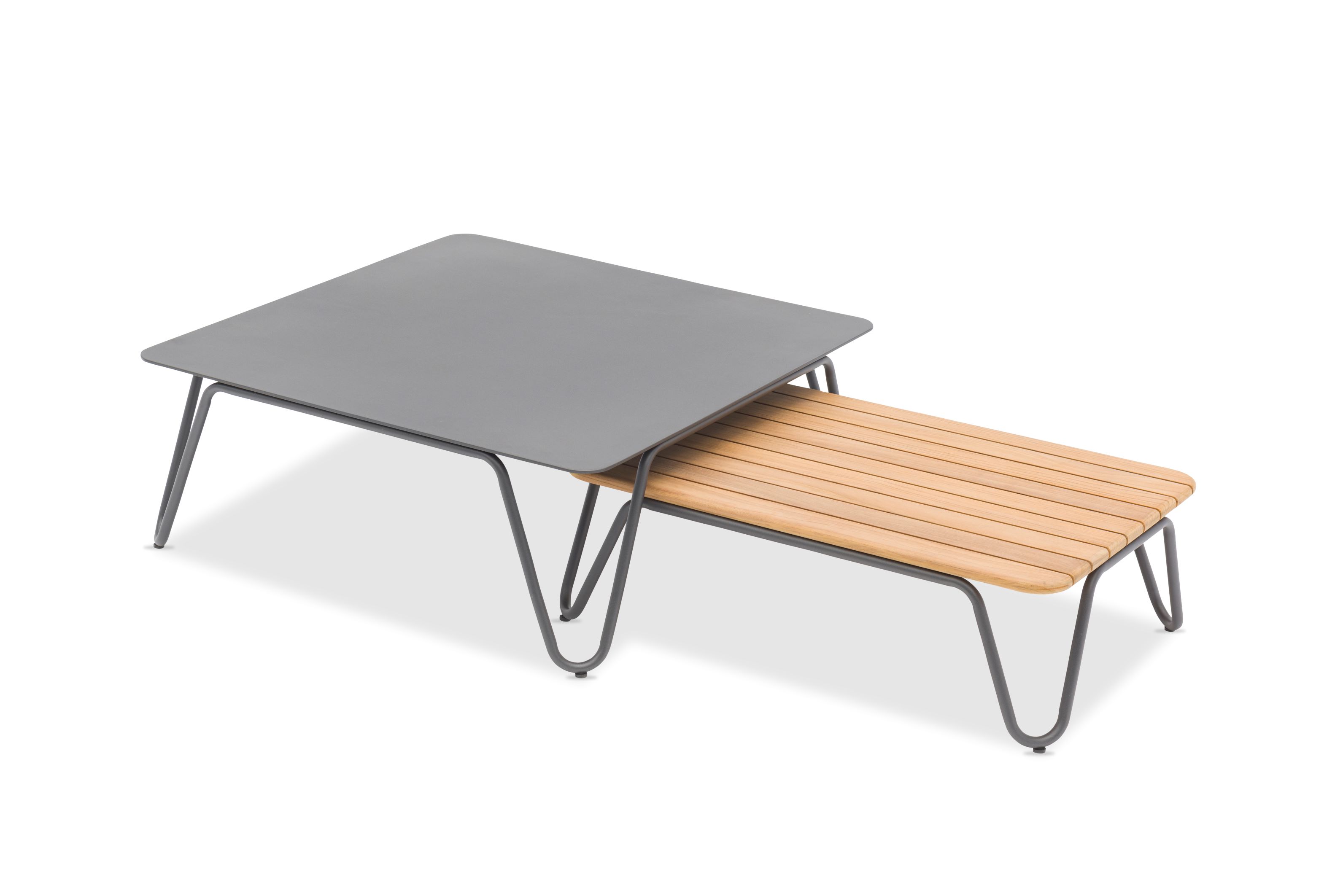 RIVA rechteckiger Beistelltisch mit Teakplatte Outdoor RIVA quadratischer Lounge Tisch aus Aluminium