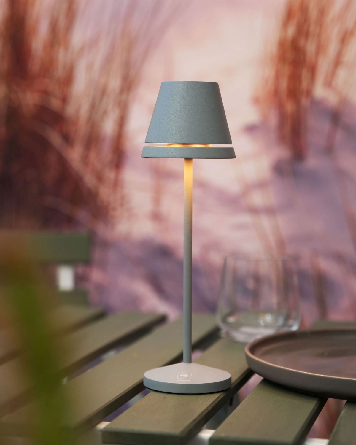 VENEZIA minimalistische Akku-Tischleuchte - LED Schwarz VENEZIA minimalistische Akku-Tischleuchte - LED Schwarz