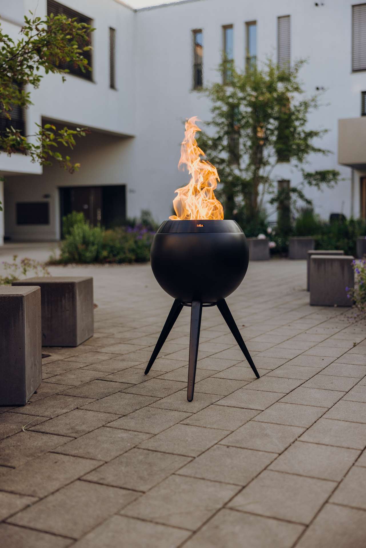 MOON 45 Feuerschale Ø 45 cm All Black / hoch