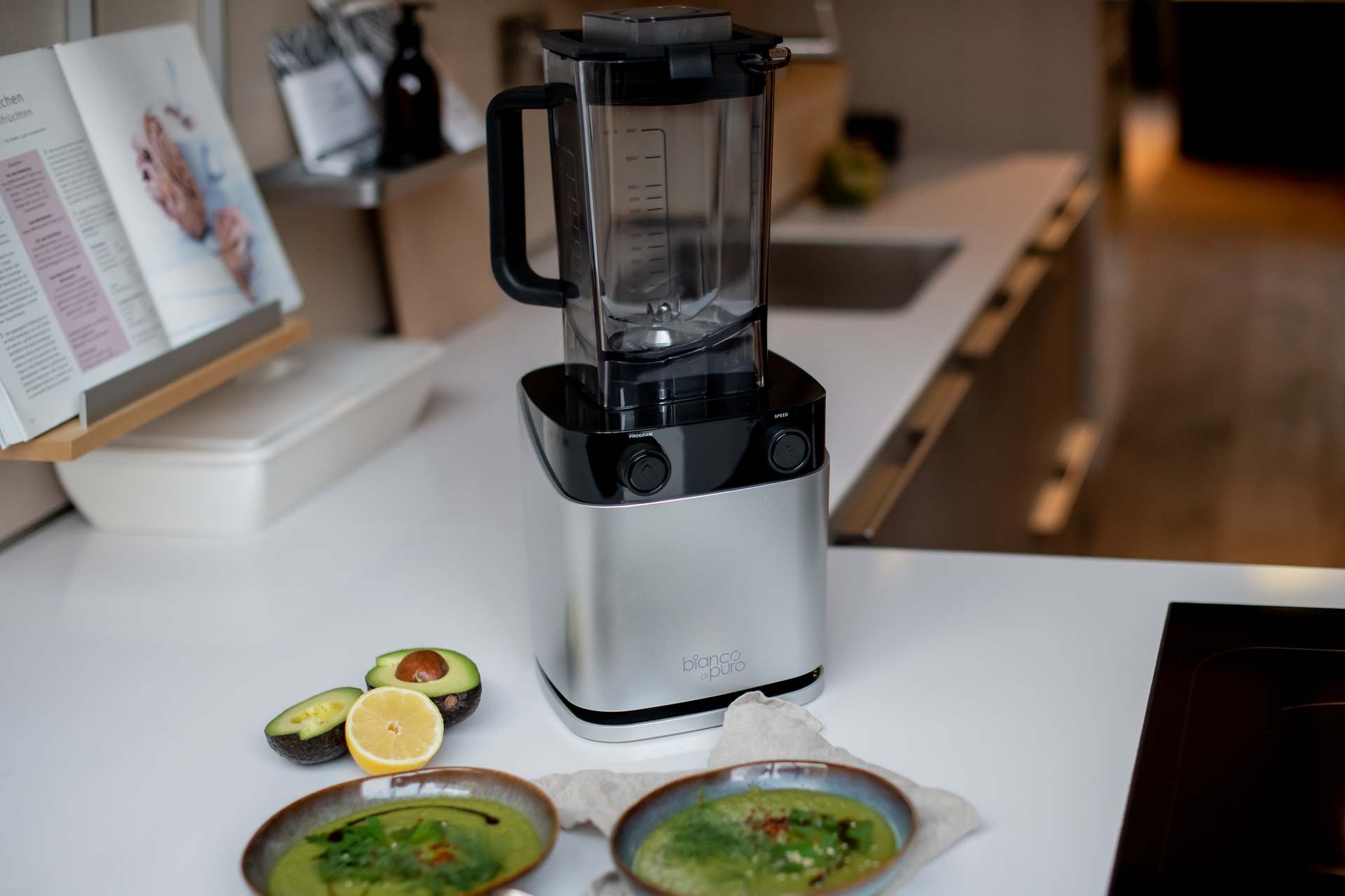 Hochleistungsmixer Volto N Hochleistungsmixer Volto N matt silver inkl. Tri-Set