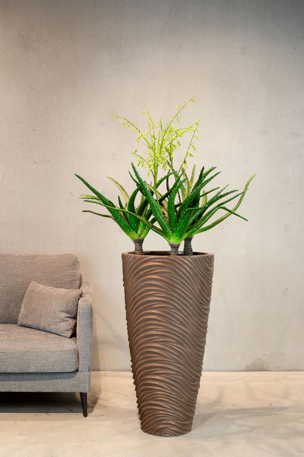 Curved River Bodenvase, Ø 48 cm, Höhe 90 cm Curved River Bodenvase, Ø 48 cm, Höhe 90 cm