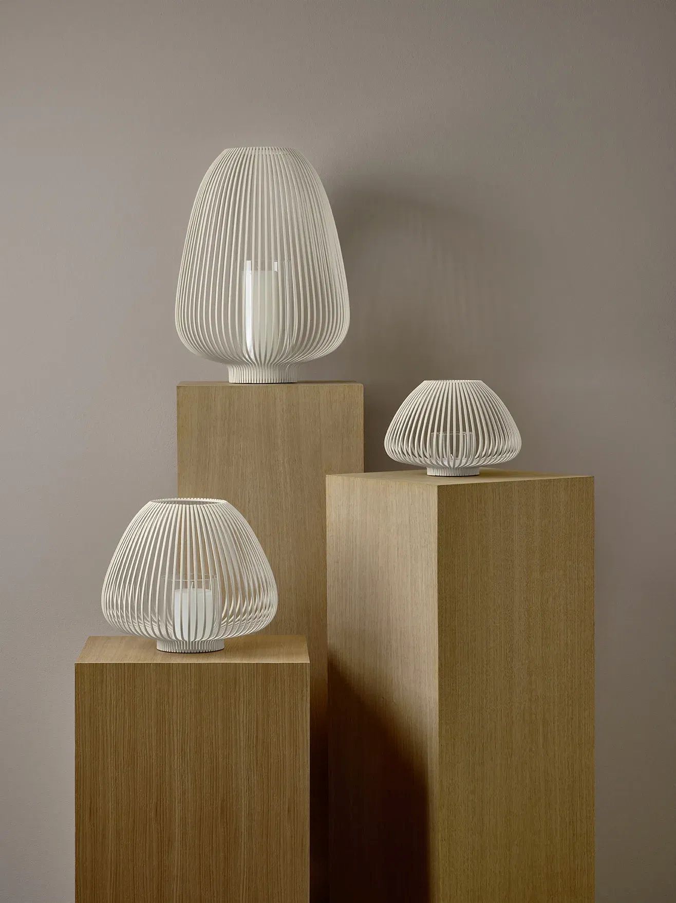 Lyva Laterne Indoor - Lichteffekte für eine gemütliche Atmosphäre S Nomad Lyva Laterne Indoor - Lichteffekte für eine gemütliche Atmosphäre S Nomad