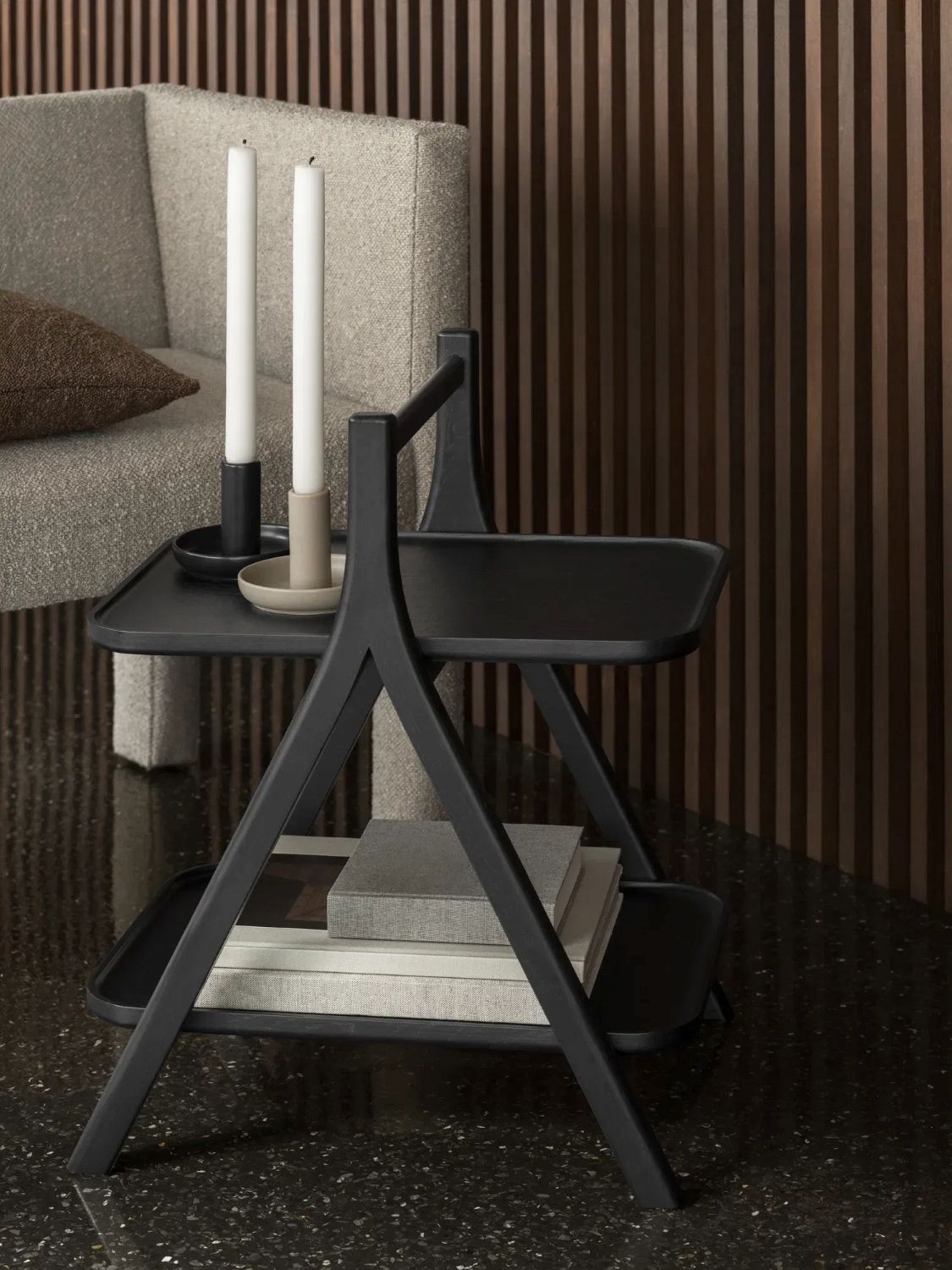 ETA Beistelltisch Eiche – Mobiler Tisch mit Griff & 2 Ablagen, Farbe Eiche