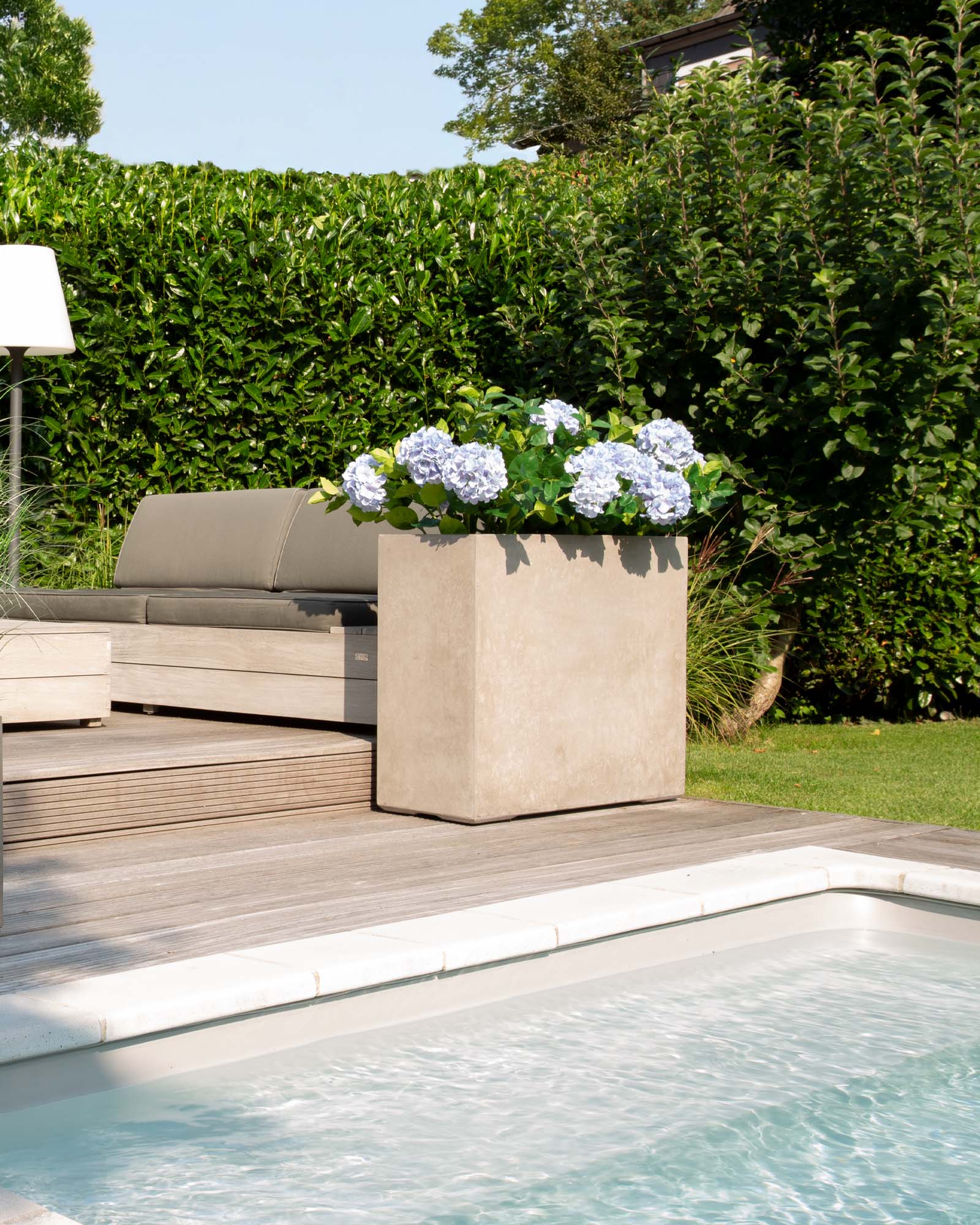 Roccastone Raumteiler für moderne Gartengestaltung Roccastone Raumteiler für moderne Gartengestaltung 80 cm anthrazit