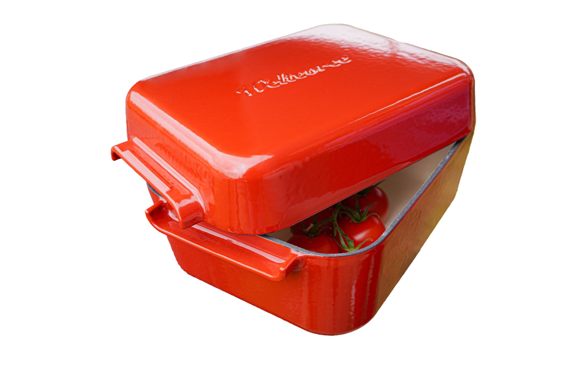 Oven Dish - rote Auflaufform aus Stahl Oven Dish - rote Auflaufform aus Stahl