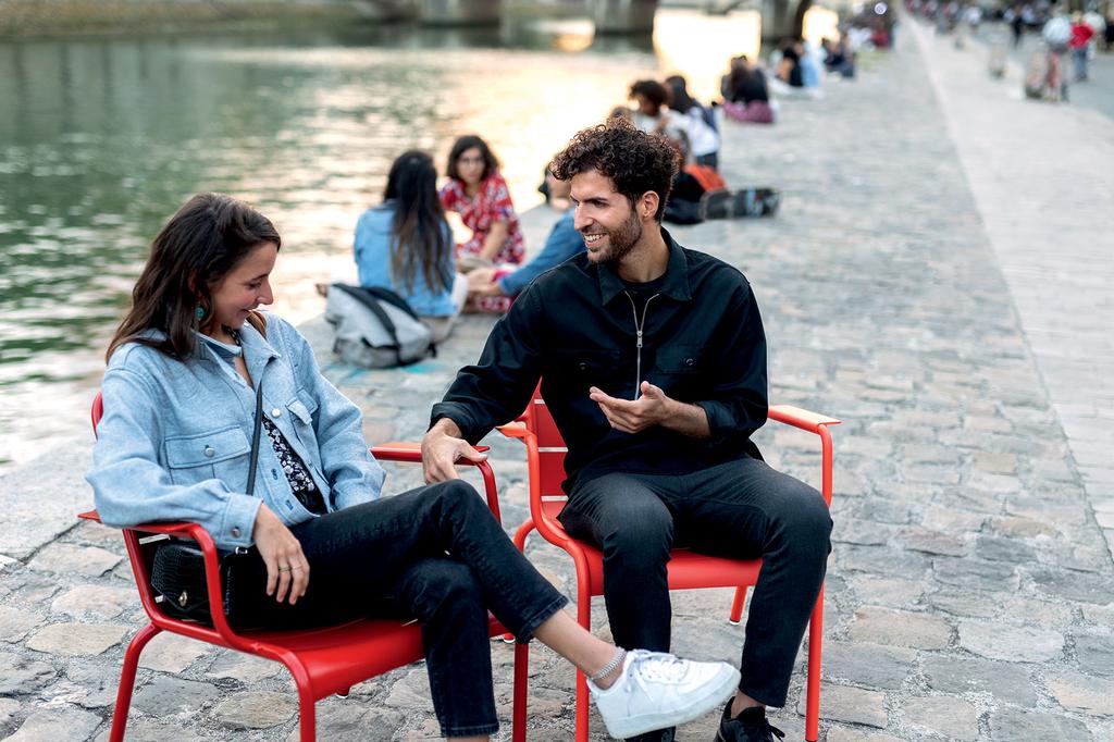 Luxembourg Lounge-Sessel Latte Beige Luxembourg Lounge-Sessel Latte Beige