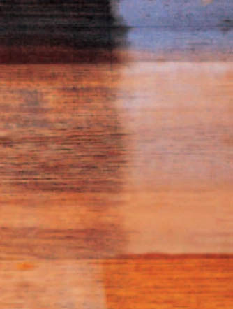 Farbverlauf von Teakholzmöbeln von dunkel zu hell