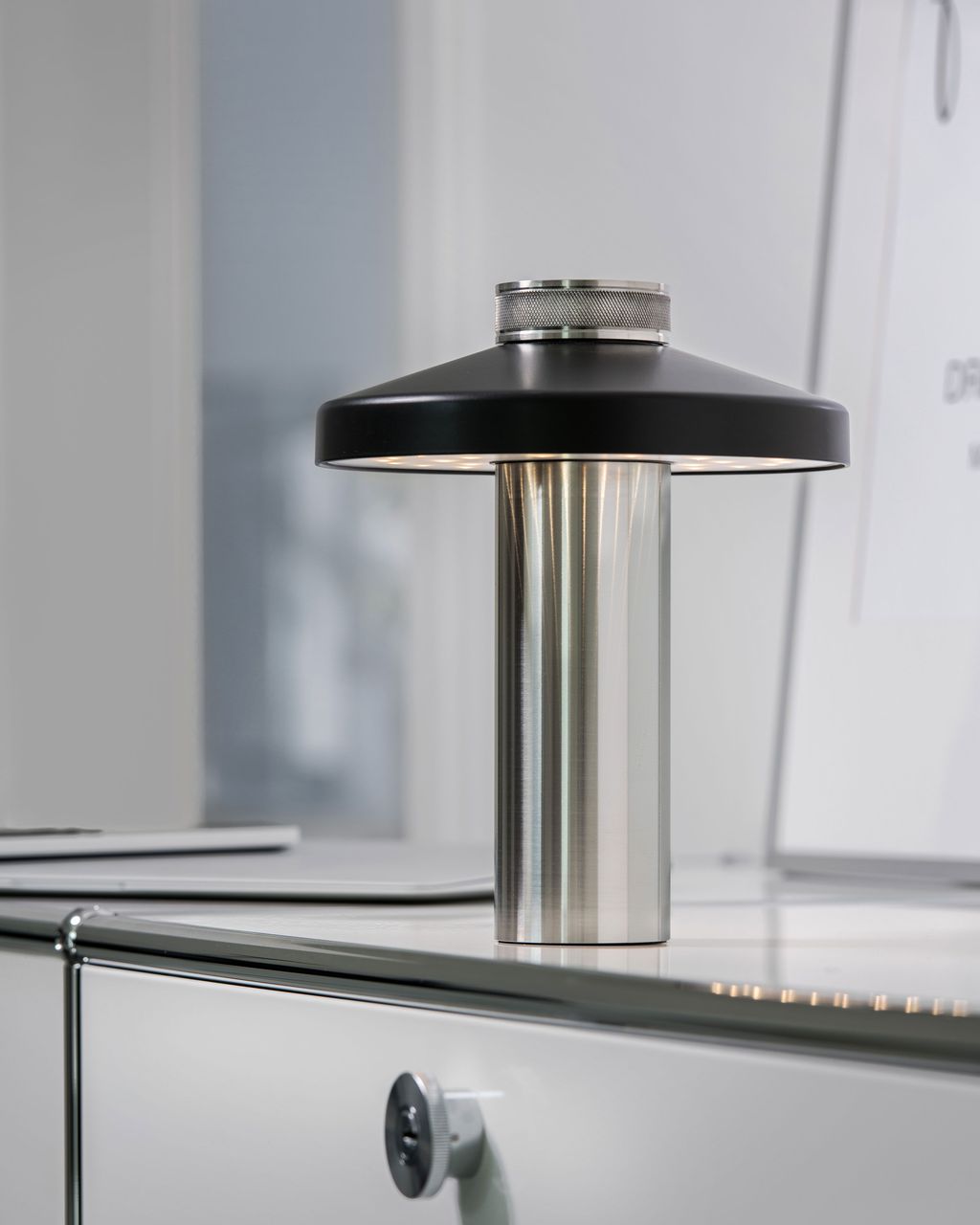 Akku Outdoorleuchte - TURN Weiß