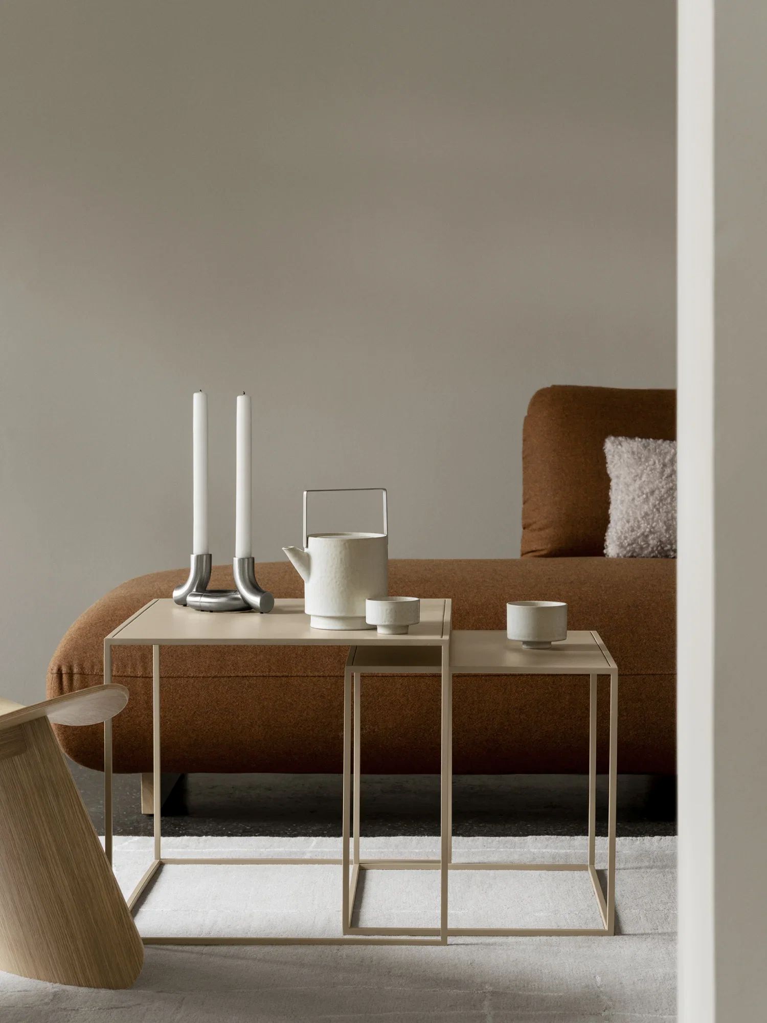 Makoto stilvolle Designschale mit schwebender Optik