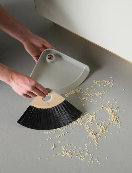 Sweep-it Kehrschaufel & Handfeger light grey